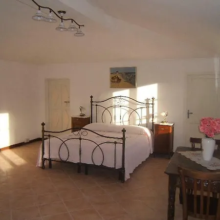 Agriturismo Ranise Franca Casa Belvedere *
